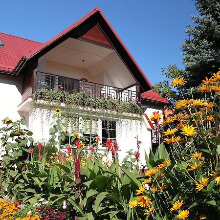 Libra Apartamento Mikołajki Exterior foto